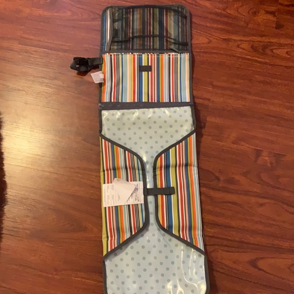Foldable diaper changing pad, brand new - Picture 1 of 3